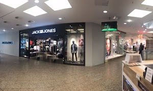 JACK & JONES