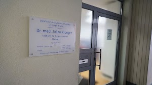 Dr.med. Julian Kroeger