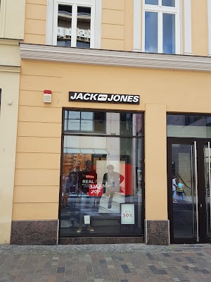 JACK & JONES