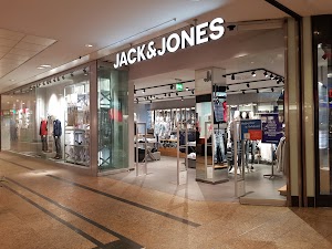 JACK & JONES