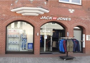 JACK & JONES