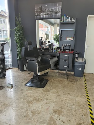 H&R Barbershop