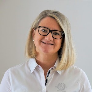 Dr. med. Rebecca Löhrer