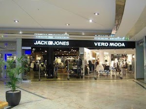 JACK & JONES