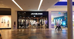 JACK & JONES