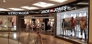 JACK & JONES