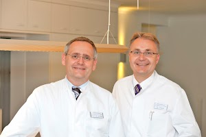 Hautfachärztliche Gemeinschaftspraxis Dr. D. Pappai & Prof. Dr. M. Schiller