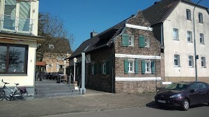 Rheinufer Lodge